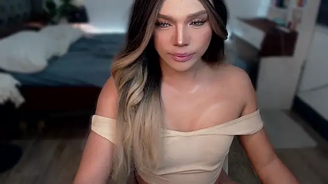 Snapshot of liaa_lurrecams chatting on November 19, 2025, 10:15 am liaa lurrecams online show from November 19, 2025, 10:15 am