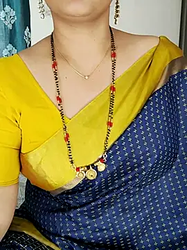 Snapshot of Indian_desi_wife chatting on November 17, 2025, 2:59 am Indian desi wife online show from November 17, 2025, 2:59 am