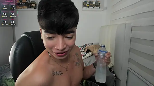 santy7v7 online show from February 17, 2026, 1:41 pm