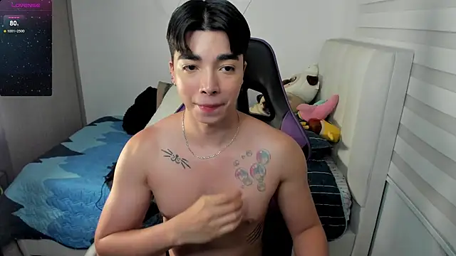 Snapshot of santy7v7 chatting on October 28, 2025, 1:21 pm santy7v7 online show from October 28, 2025, 1:21 pm