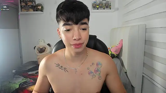 santy7v7 online show from February 10, 2026, 1:32 pm