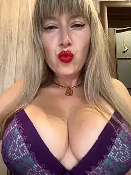 Kittenforyou online show from November 5, 2025, 12:52 pm