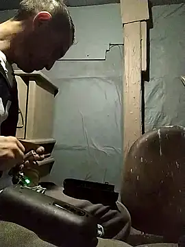 Wero4200 online show from November 8, 2025, 9:02 am