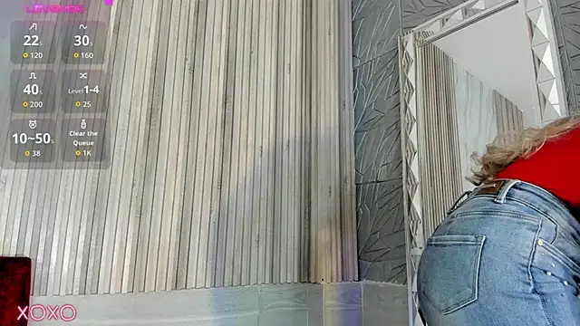 BriannaChelsea online show from February 10, 2026, 11:53 am