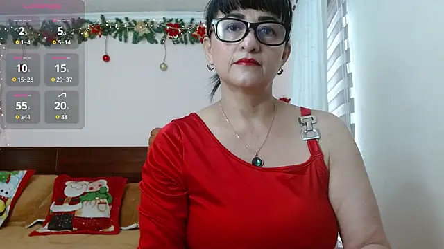 Snapshot of ISABEEL_SOFIA01 chatting on December 5, 2025, 12:26 pm ISABEEL SOFIA01 online show from December 5, 2025, 12:26 pm