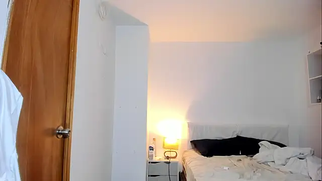 Justyn Torres online show from March 27, 2026, 10:49 am