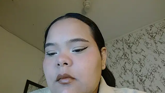 Snapshot of sexychubby___ chatting on December 5, 2025, 5:11 pm sexychubby online show from December 5, 2025, 5:11 pm