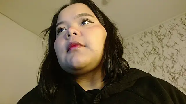 Snapshot of sexychubby___ chatting on December 15, 2025, 2:39 am sexychubby online show from December 15, 2025, 2:39 am