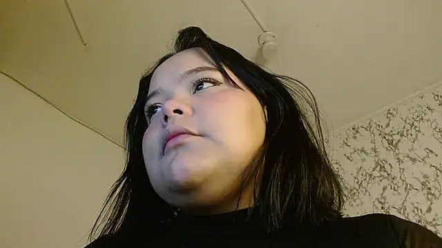 Snapshot of sexychubby___ chatting on December 15, 2025, 6:03 pm sexychubby online show from December 15, 2025, 6:03 pm