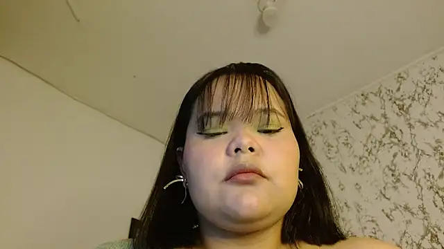 Snapshot of sexychubby___ chatting on November 13, 2025, 7:51 pm sexychubby online show from November 13, 2025, 7:51 pm