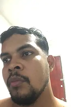 Snapshot of ElsecretodeBruno chatting on March 16, 2025, 12:45 am ElsecretodeBruno online show from March 16, 2025, 12:45 am