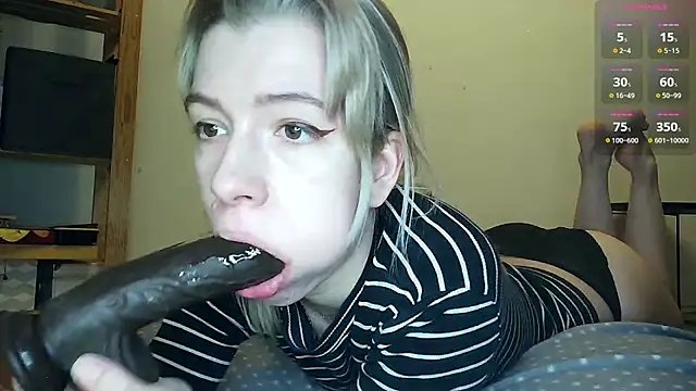 Snapshot of cruellagoth666 chatting on February 17, 2026, 5:32 pm cruellagoth666 online show from February 17, 2026, 5:32 pm