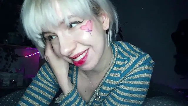 Snapshot of cruellagoth666 chatting on February 14, 2025, 2:33 pm cruellagoth666 online show from February 14, 2025, 2:33 pm