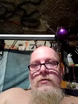 Snapshot of Kevinmc1d chatting on October 18, 2025, 3:58 pm Kevinmc1d online show from October 18, 2025, 3:58 pm