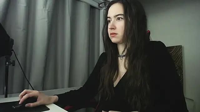 Snapshot of RichMasya- chatting on December 3, 2024, 5:28 pm RichMasya- online show from December 3, 2024, 5:28 pm