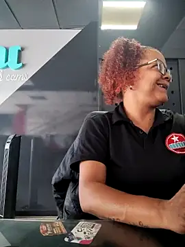 BayleyBanks online show from February 13, 2026, 6:08 pm