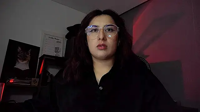 Snapshot of Scarlett_Sen chatting on October 2, 2025, 1:58 pm Scarlett Sen online show from October 2, 2025, 1:58 pm