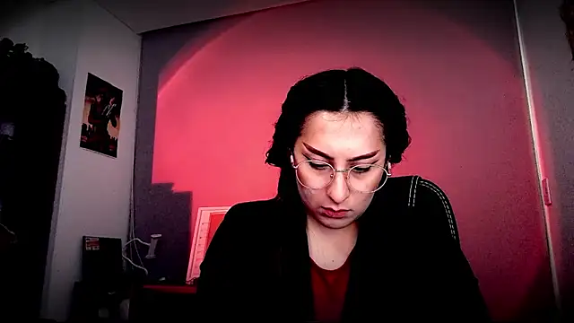 Snapshot of Scarlett_Sen chatting on December 18, 2025, 3:16 pm Scarlett Sen online show from December 18, 2025, 3:16 pm