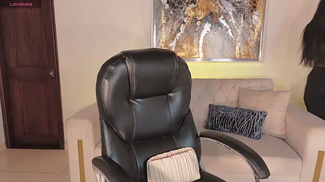 NickyLawson online show from March 25, 2026, 4:23 am