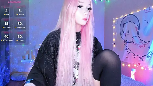 Snapshot of Misty_Shadow chatting on December 4, 2025, 10:53 pm Misty Shadow online show from December 4, 2025, 10:53 pm