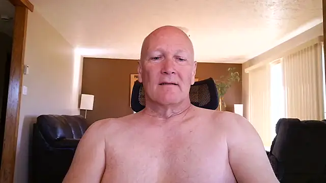 Snapshot of BasicAnt chatting on May 12, 2026, 3:07 pm BasicAnt online show from May 12, 2026, 3:07 pm