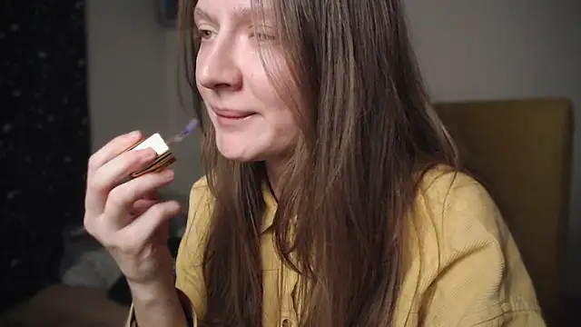 mollytuck online show from February 16, 2025, 3:59 pm