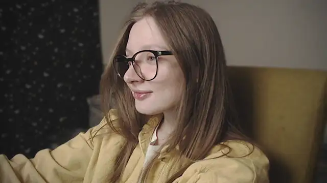 mollytuck online show from February 2, 2025, 2:02 pm