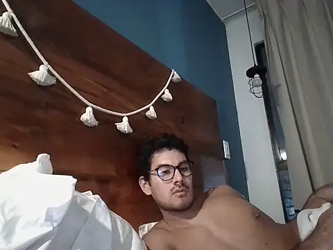 Snapshot of x-sebastian chatting on January 9, 2026, 5:36 am x-sebastian online show from January 9, 2026, 5:36 am