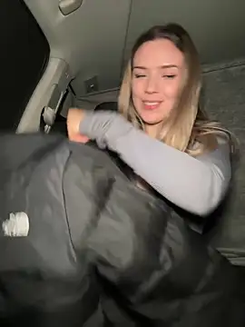 Snapshot of HopeHeaven chatting on February 8, 2025, 9:25 pm HopeHeaven online show from February 8, 2025, 9:25 pm