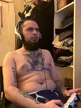 Snapshot of cnasty5621333 chatting on November 14, 2025, 11:03 am cnasty5621333 online show from November 14, 2025, 11:03 am