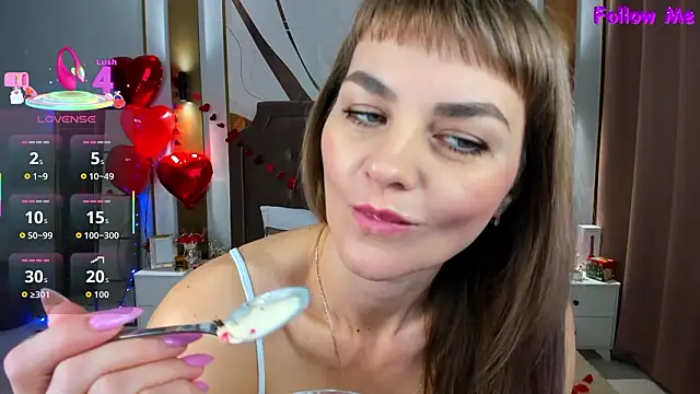 Snapshot of annasimonsj chatting on February 14, 2026, 1:06 am annasimonsj online show from February 14, 2026, 1:06 am