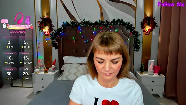 Snapshot of annasimonsj chatting on December 23, 2025, 1:05 am annasimonsj online show from December 23, 2025, 1:05 am