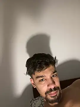 Hermanooooooo online show from January 11, 2025, 4:06 am