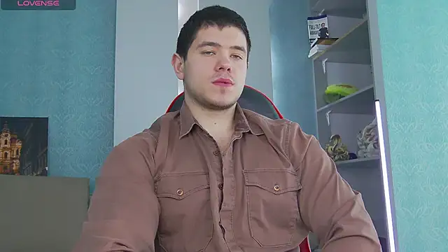 Snapshot of Arilas_ chatting on March 21, 2025, 8:06 am Arilas online show from March 21, 2025, 8:06 am