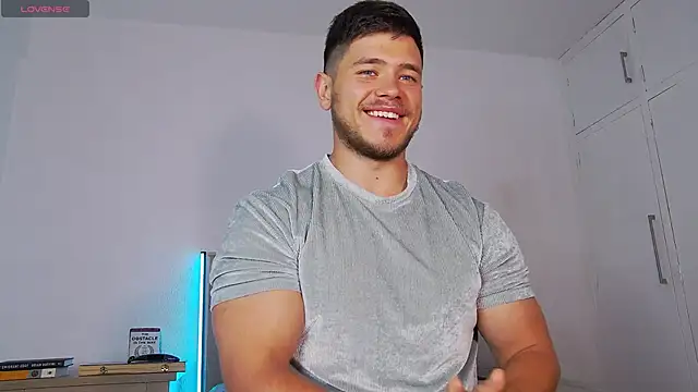 Arilas  online show from April 19, 2026, 6:58 am