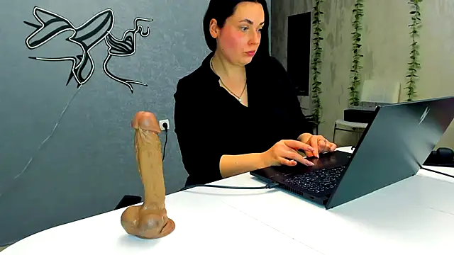 Snapshot of WorshipLilit chatting on November 21, 2025, 8:08 pm WorshipLilit online show from November 21, 2025, 8:08 pm