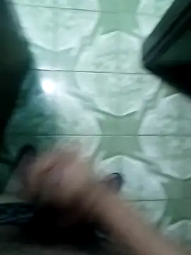 Snapshot of Emanuel45js chatting on November 16, 2025, 2:38 am Emanuel45js online show from November 16, 2025, 2:38 am