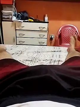 Snapshot of Emanuel45js chatting on December 2, 2024, 11:46 pm Emanuel45js online show from December 2, 2024, 11:46 pm