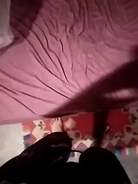 Snapshot of Emanuel45js chatting on February 18, 2025, 2:27 pm Emanuel45js online show from February 18, 2025, 2:27 pm