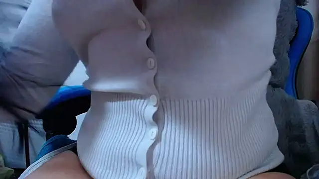 klylls squirt  online show from November 21, 2025, 7:35 pm