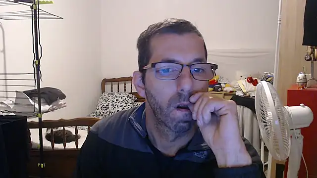 steph19x5 online show from September 25, 2025, 7:25 am