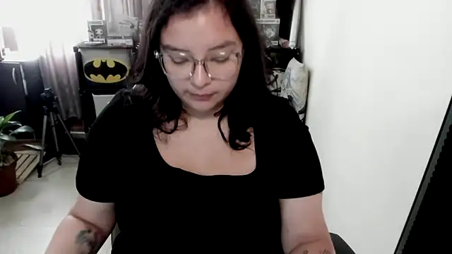 aika-dreams online show from April 11, 2026, 12:31 pm