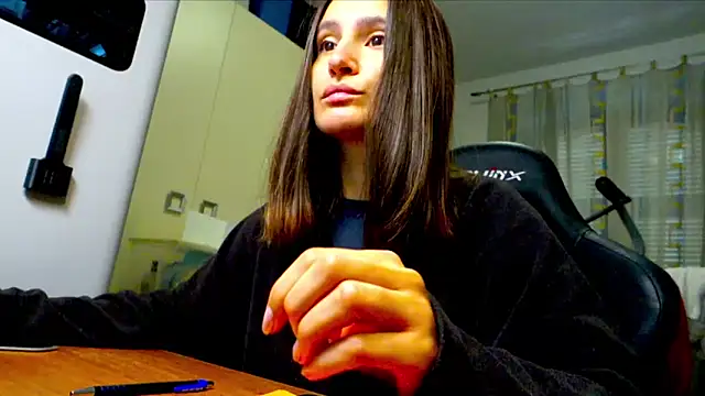 Snapshot of GodlyTheia chatting on November 21, 2025, 12:04 pm GodlyTheia online show from November 21, 2025, 12:04 pm