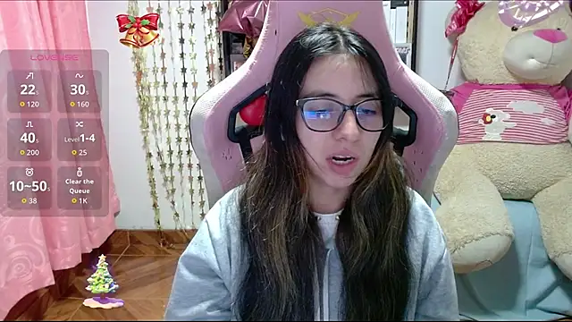 Snapshot of Maggie_Fox3 chatting on November 24, 2025, 2:22 am Maggie Fox3 online show from November 24, 2025, 2:22 am