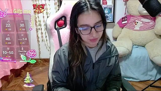 Snapshot of Maggie_Fox3 chatting on November 8, 2025, 2:15 am Maggie Fox3 online show from November 8, 2025, 2:15 am