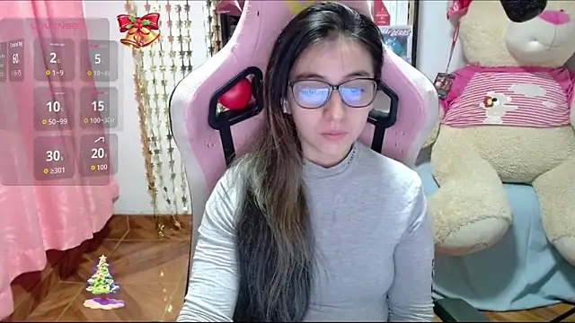 Snapshot of Maggie_Fox3 chatting on November 20, 2025, 3:29 am Maggie Fox3 online show from November 20, 2025, 3:29 am