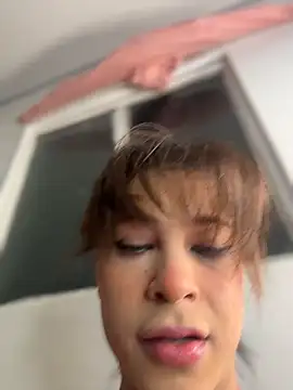 stormytt  online show from February 15, 2026, 6:14 am