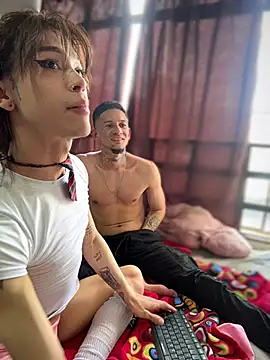 Snapshot of stormytt_ chatting on November 18, 2025, 5:27 pm stormytt online show from November 18, 2025, 5:27 pm