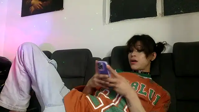 stormytt  online show from March 5, 2026, 2:19 am