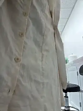 HinaLovely online show from February 23, 2026, 4:03 am